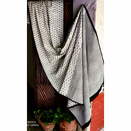 block print saree black & white