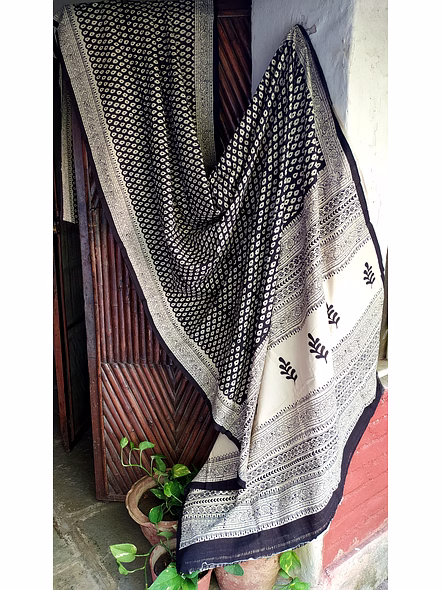 Block Print Saree Black