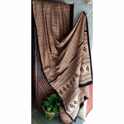 block print saree black