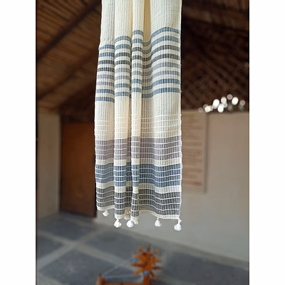 malik stole with tassels