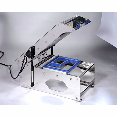 3 portion tray sealing machine