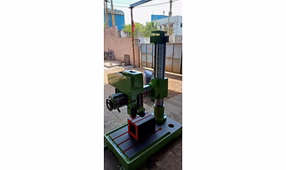 Radial drill machine
