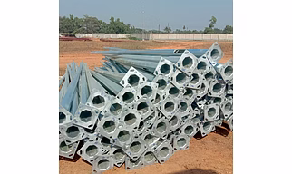 7 Mtr Octagonal  Poles