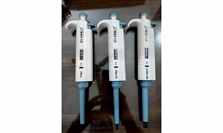 Micropipette Fix & Variable Volume Labolit Brand Best Quality and Price  Fully Autoclavable