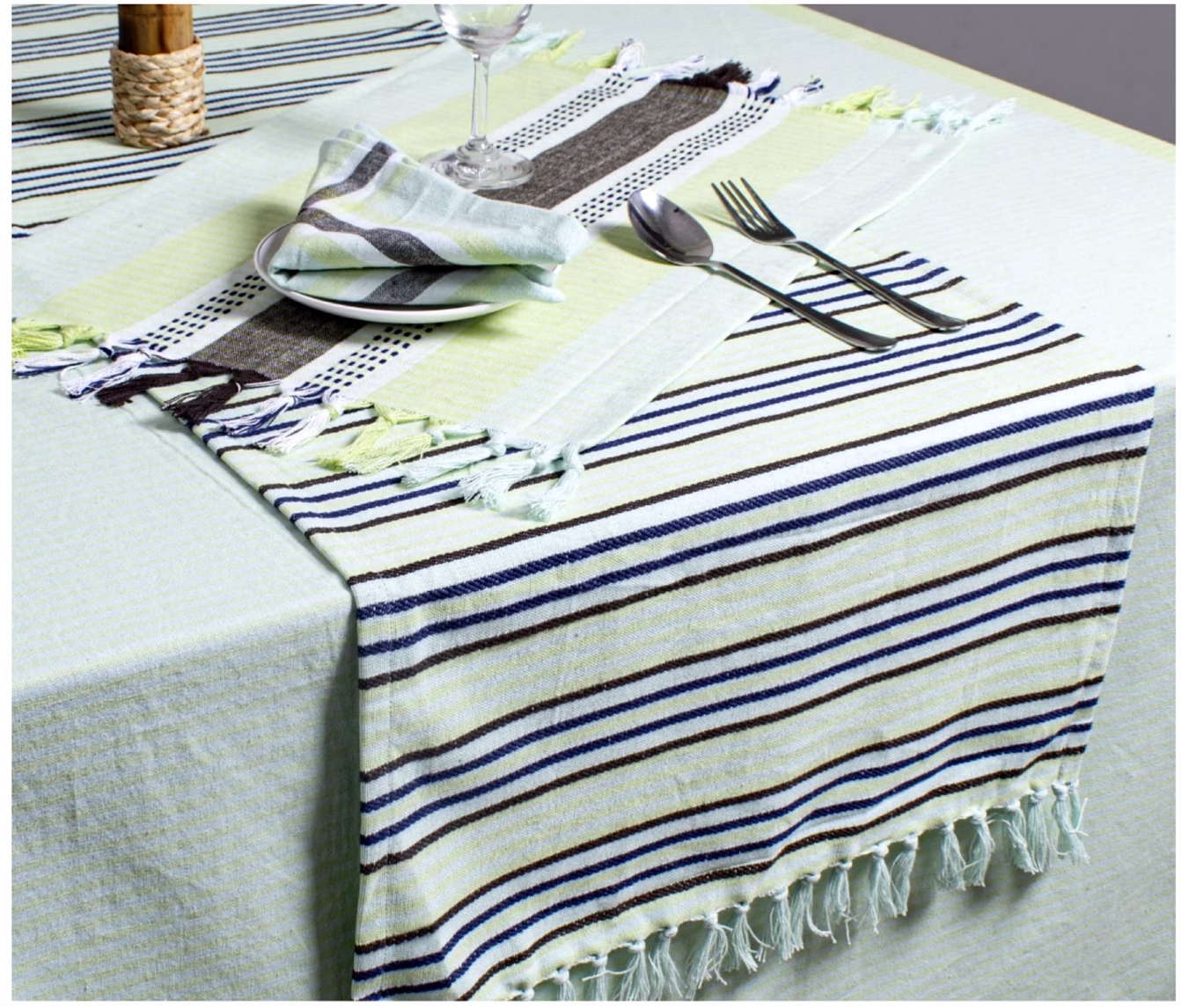 Kitchen Linen Set -Table Cover, Runner, Placeholder and Napkin image 5