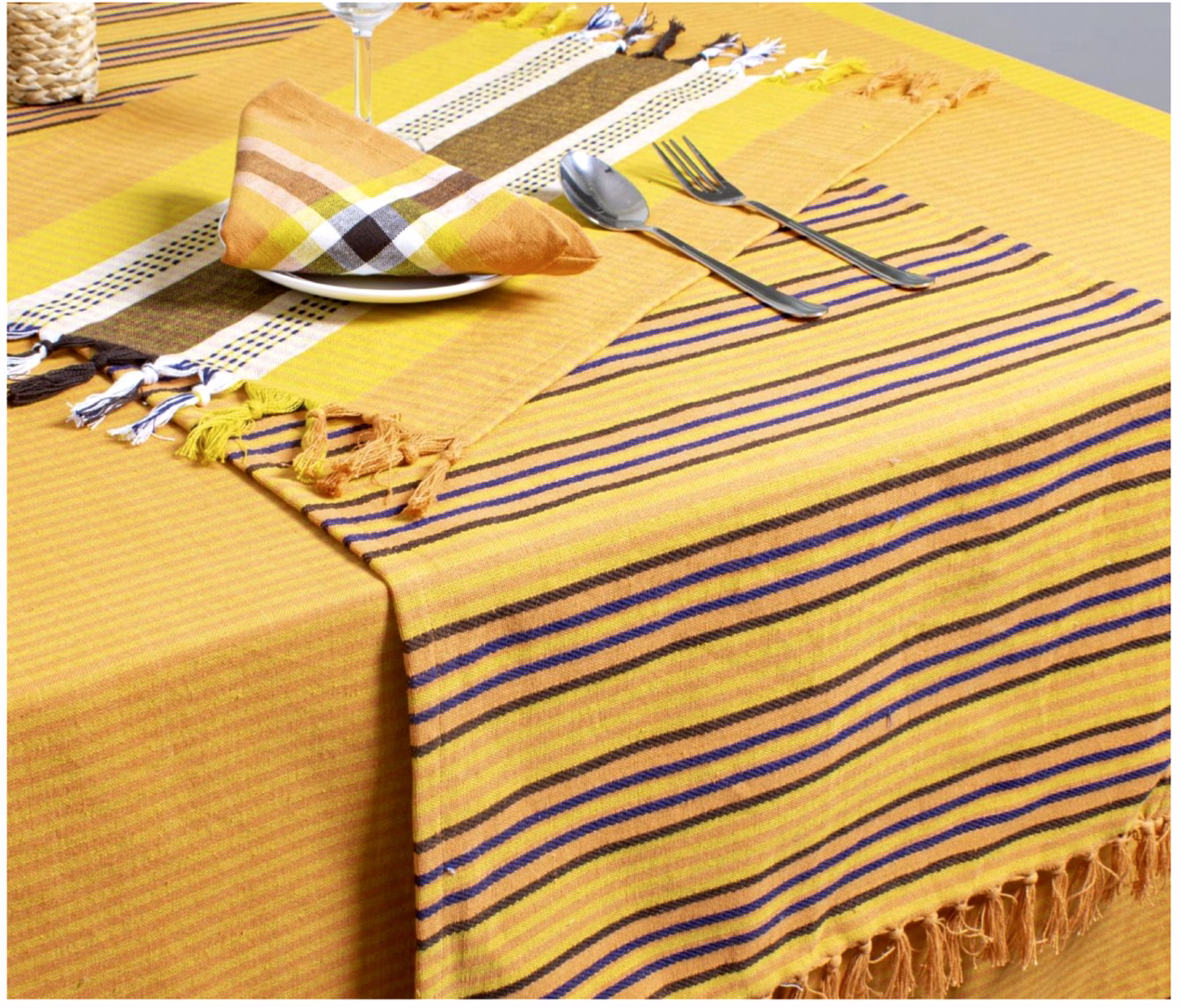 Kitchen Linen Set -Table Cover, Runner, Placeholder and Napkin image 6
