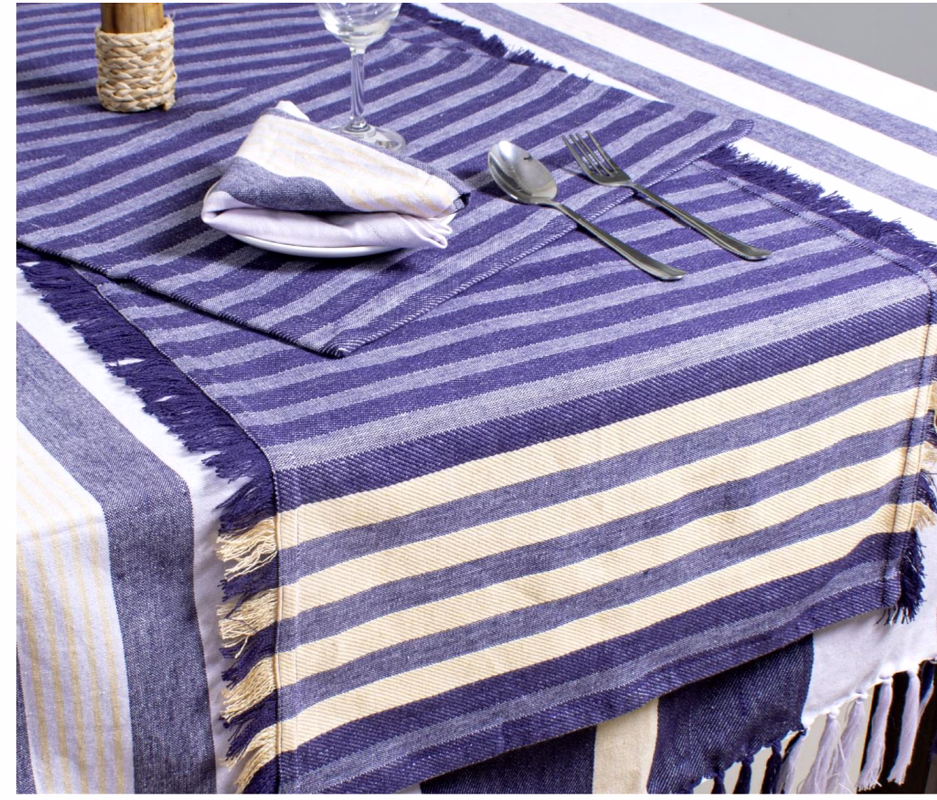 Kitchen Linen Set -Table Cover, Runner, Placeholder and Napkin image 7