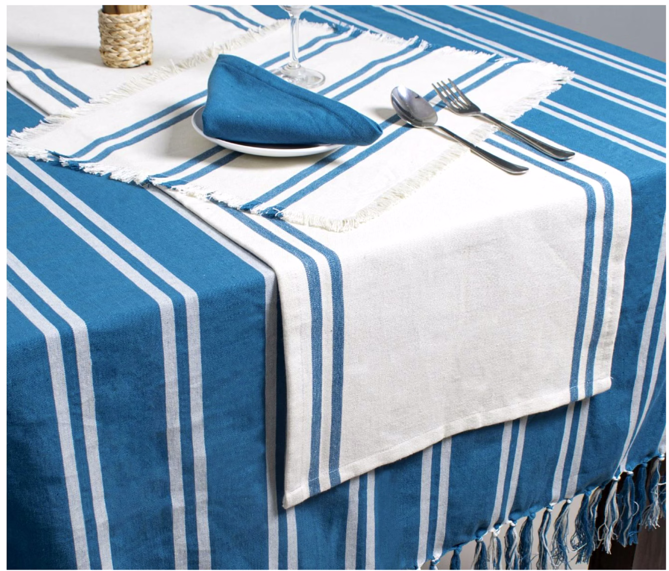 Kitchen Linen Set -Table Cover, Runner, Placeholder and Napkin image 9