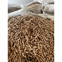 pine wood pellets (biomass pellets)