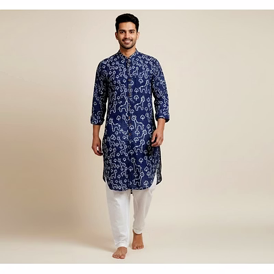 blue indigo | giraffe