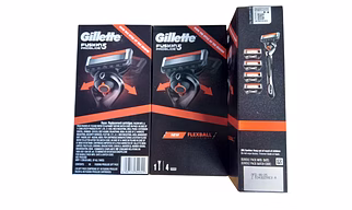 GILLETTE FUSION 5 PROGLIDE RAZOR + CARTRIDGES GIFT SET