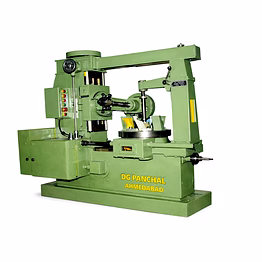 gear hobbing machine