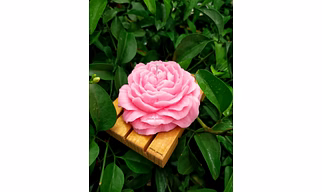 Peony flower candle