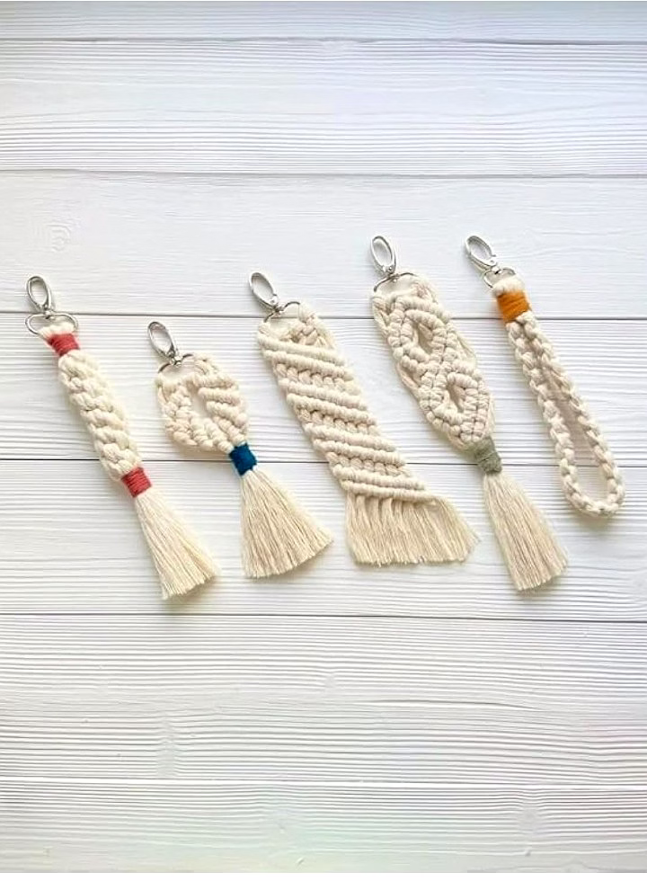 Handmade Boho Macrama Tessel Keychain premium quality image 3