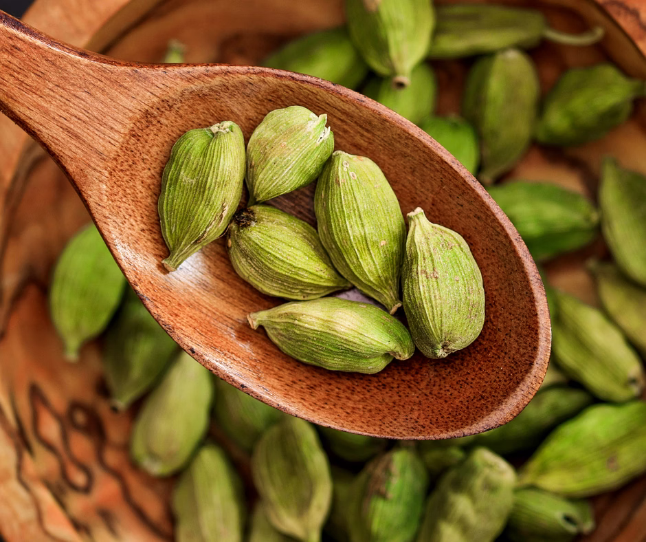 cardamom pods