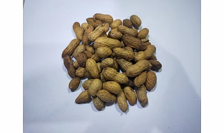 Raw Peanuts