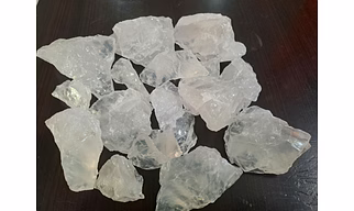 Quartz lumps
