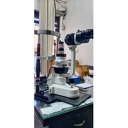 slit lamp