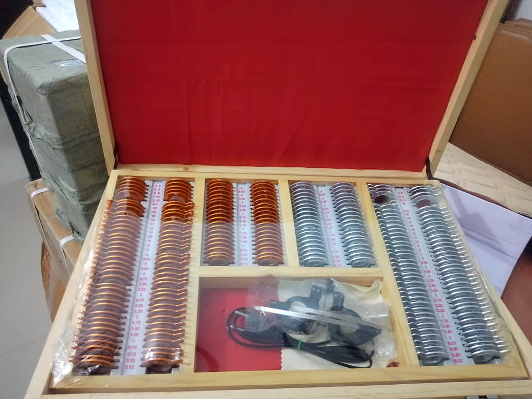 trail lens set with frame