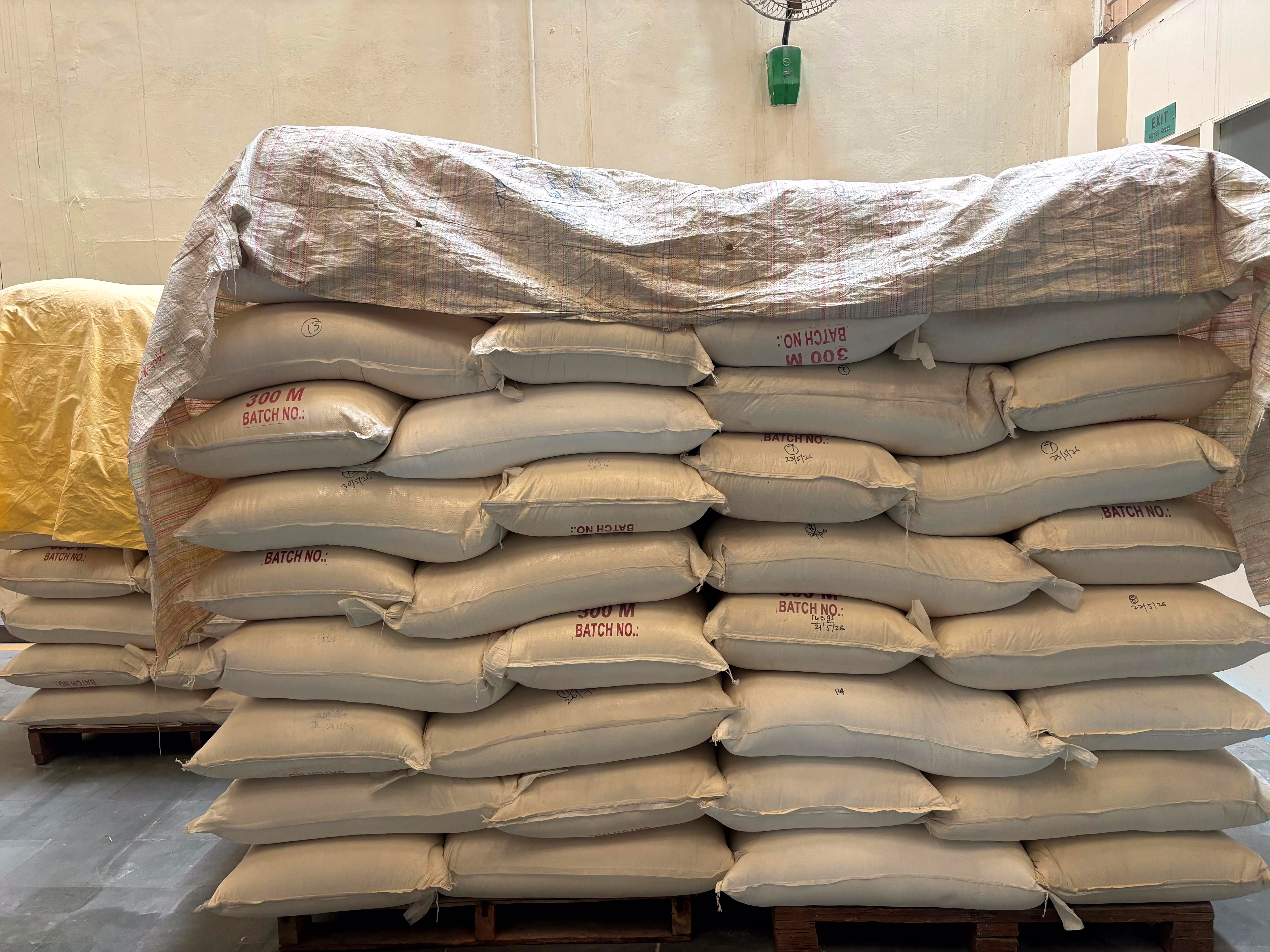 Low Viscosity (Depolymerized) Guar Gum Powder (E412) (Guarkernmehl) (瓜尔豆胶) Cluster Beans image 6