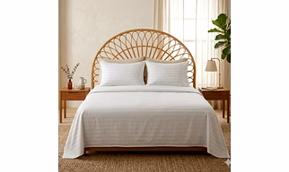 100% Cotton White Bedsheet for Hotels, Hospitals & Institutional Use