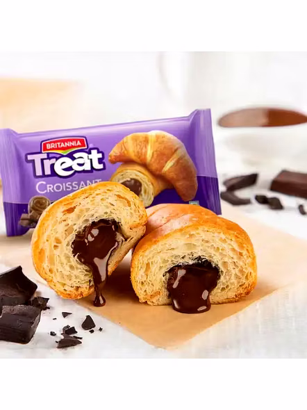 Britannia Treat Croissant Cocoa Creme (45 G)-1