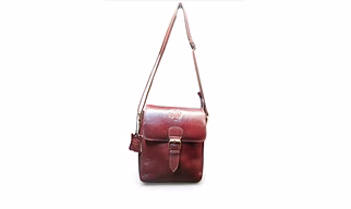 Spacious & Sophisticated Leather Messenger Bag