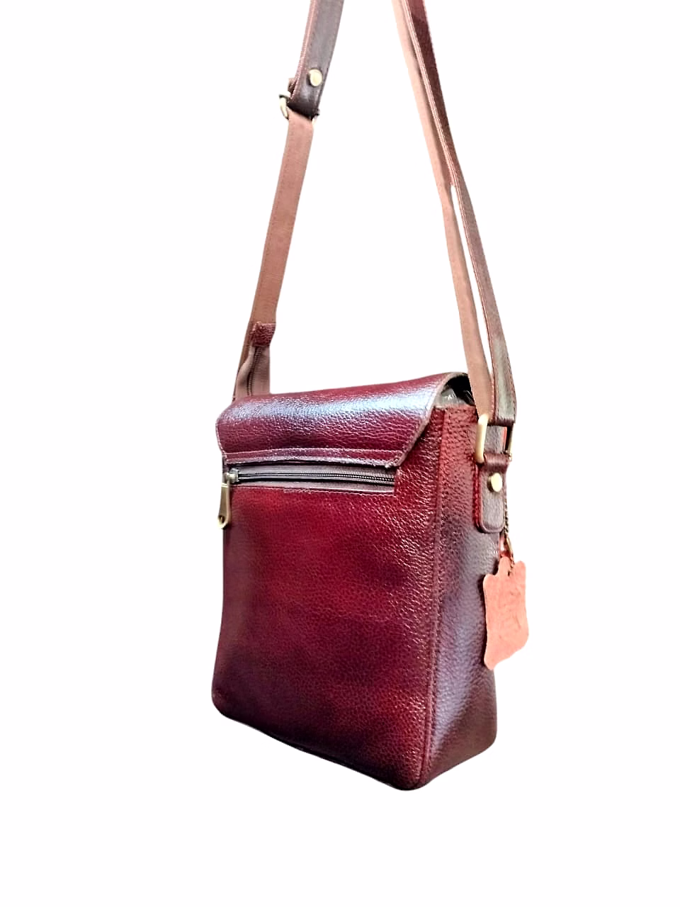 Spacious & Sophisticated Leather Messenger Bag image 2