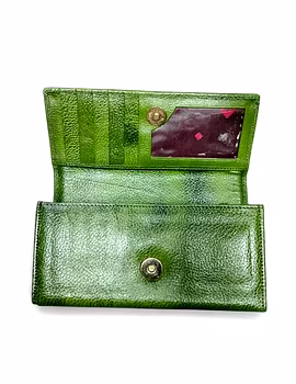 Small Size Leather Clutch – Compact &amp; Stylish-1-sm