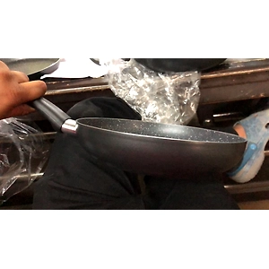 FRY PAN