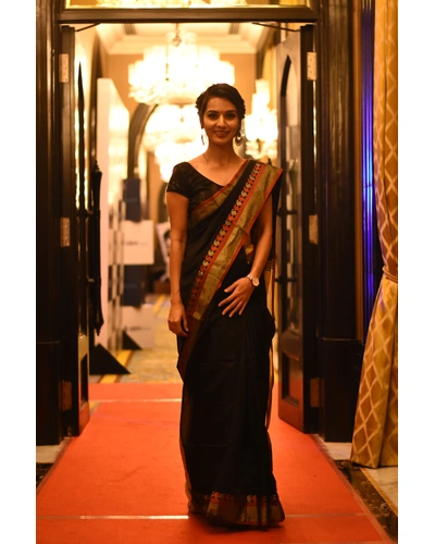 Black Saree with Beige Color Pallu-Black-Cotton-Formal / Casual Wear-2