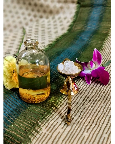 Camphor Oil 100 ML-O3