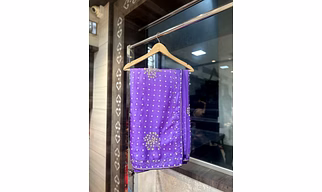 Exquisite Pure Upada Silk Saree With Bandhani Print And Handwork-LAVENDER