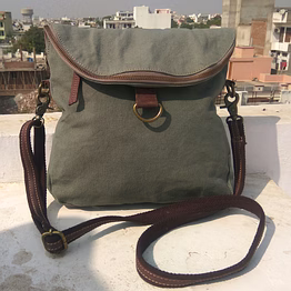 desert town unisex leather & canvas 5 ltr. vintage brown laptop messenger bag 10x10"-(mess157)