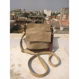 desert town unisex leather & canvas 6 ltr. brown regular messenger bag 9x11"-(mess160)
