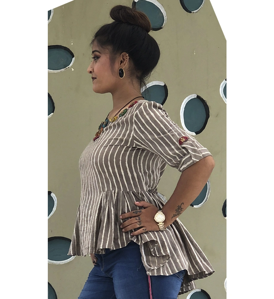 Grey Dabu Print Short Top-4