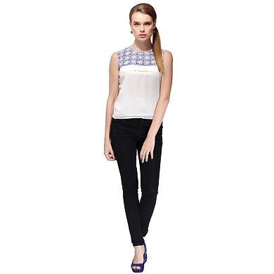 Albely Curved in Half Moon Georgette Top White &amp; Blue Colour-S-White &amp; Blue-1