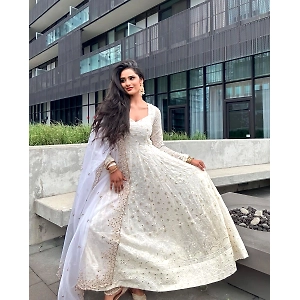 Luxurious Faux Georgette Gown with Fancy Thread Work
