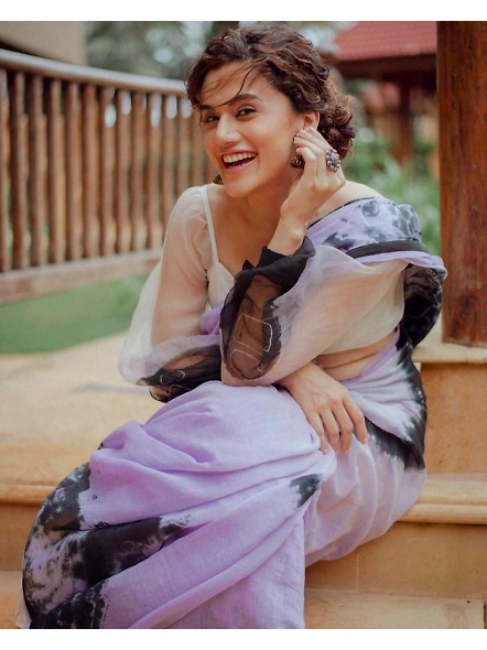 Taapsee Pannu Georgette Saree-2