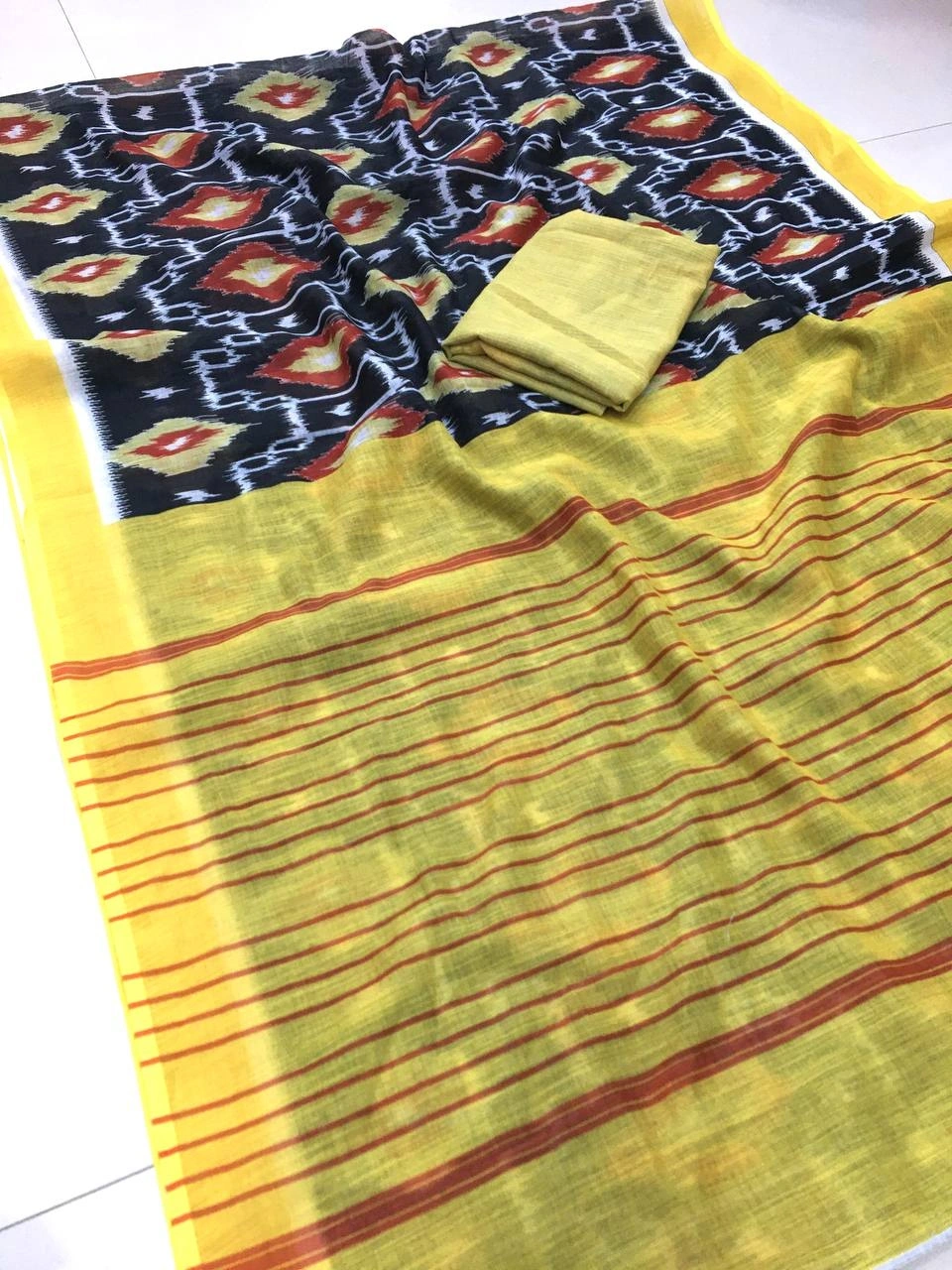 Yellow Linen Digital Printed Saree - Elegant Saree for All Occasions-Yellow-4