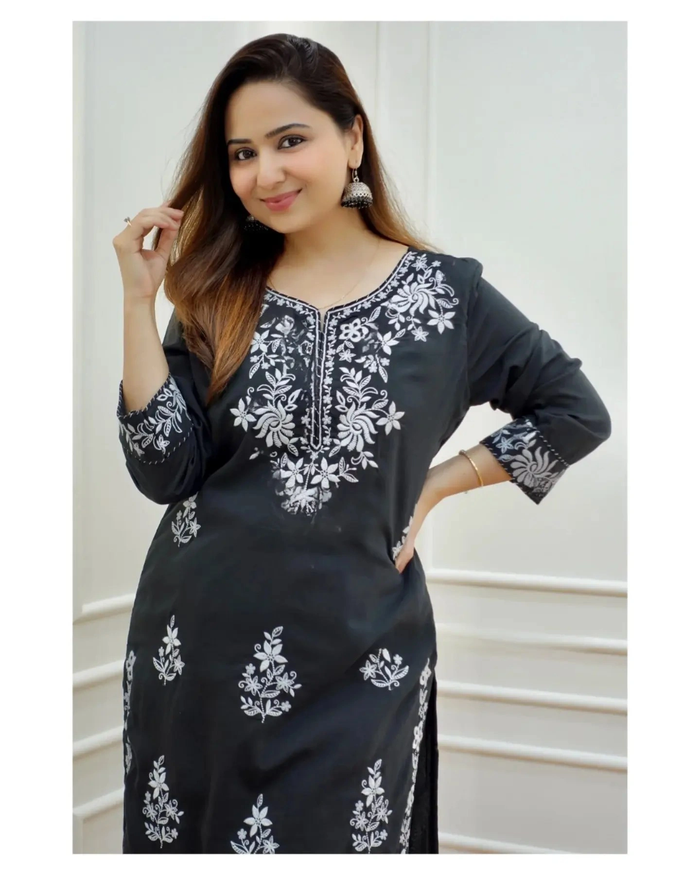 Beautiful Black Rayon Cotton Chikankari Kurti Set-L(40)-1