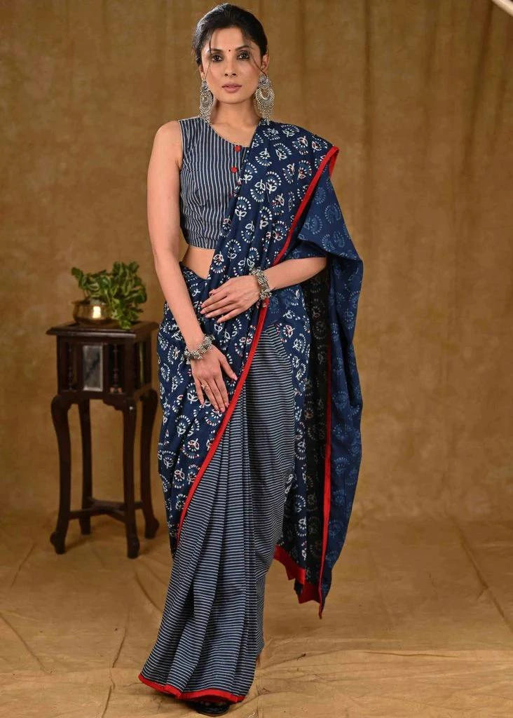 Timeless Beauty: Pure Mulmul Cotton Silk Saree - Luxury Blend of Elegance and Comfort-2