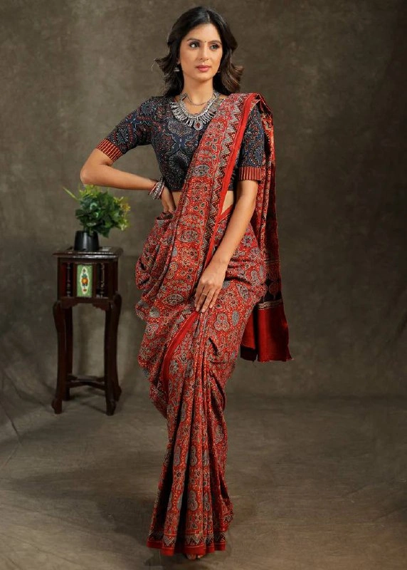 Exquisite Linen Saree: Luxury Blend of Pure Mulmul Cotton Silk-2