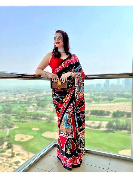 Exquisite Heavy Satin Silk Saree with Digital Prints - Elegant Traditional Attire