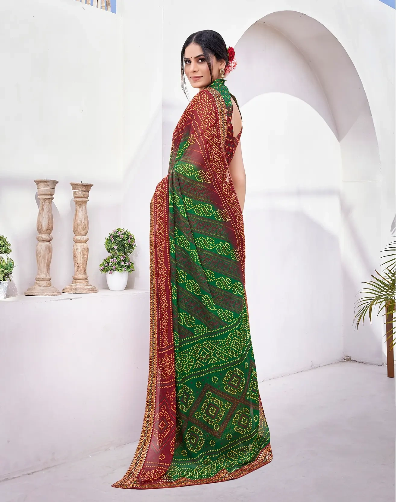 Luxurious Georgette Saree with Delicate Lace Border-Green-3