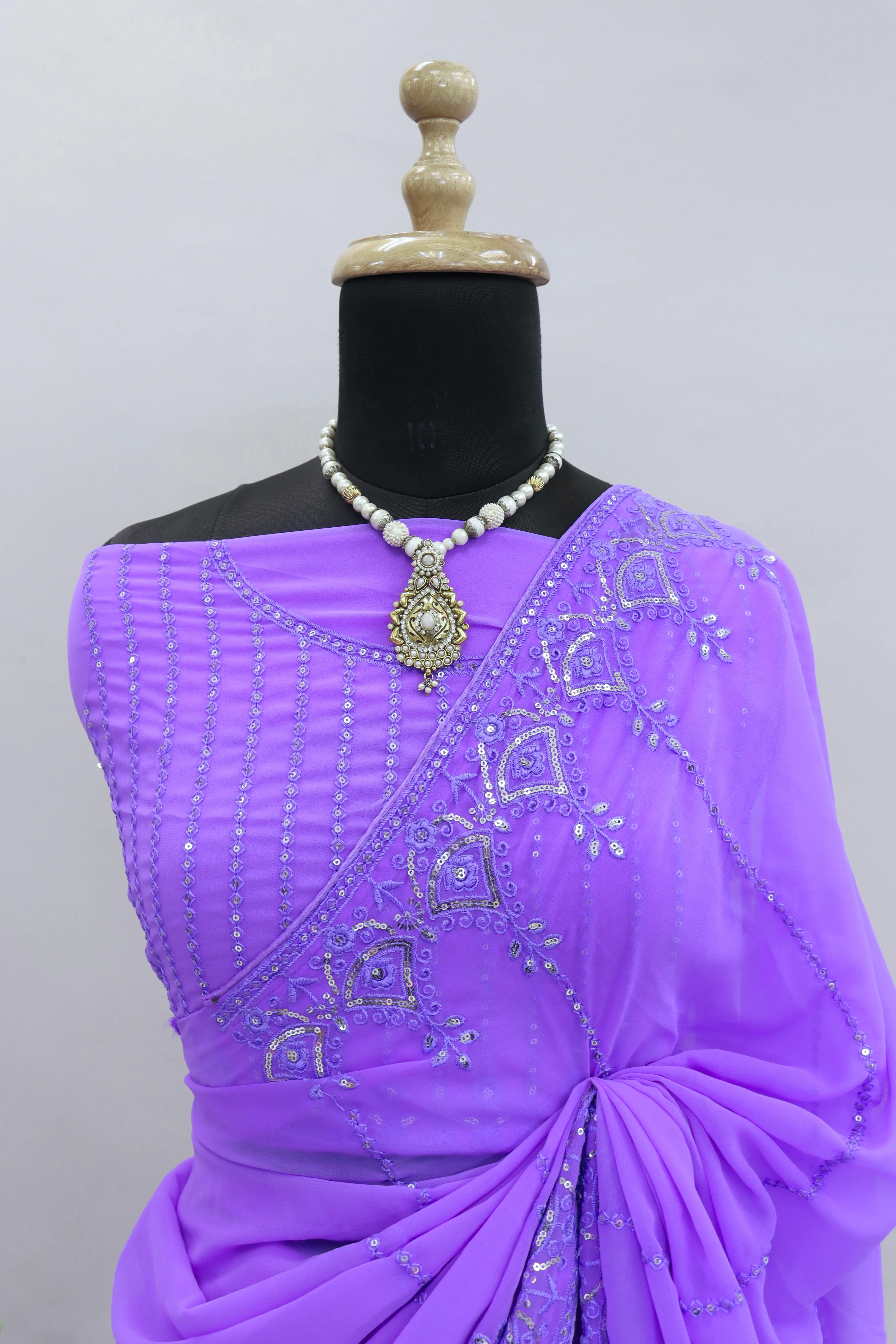 Lavender Color Floral Georgette Saree - Elegant Indian Ethnic Wear-3