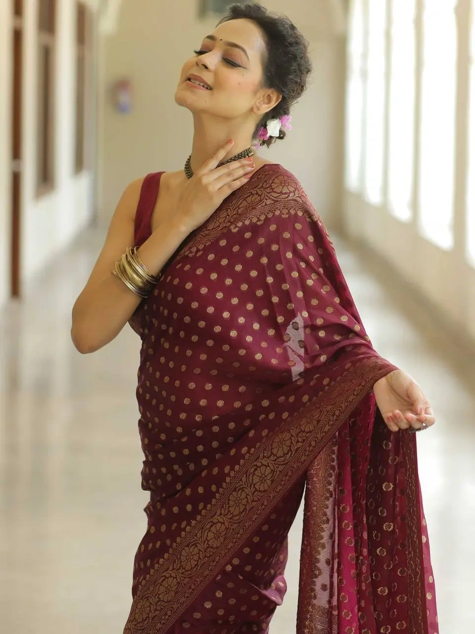 Pure Banarasi Silk Saree with Attractive Blouse Piece - Luxurious Jacquard Work-Maroon-1