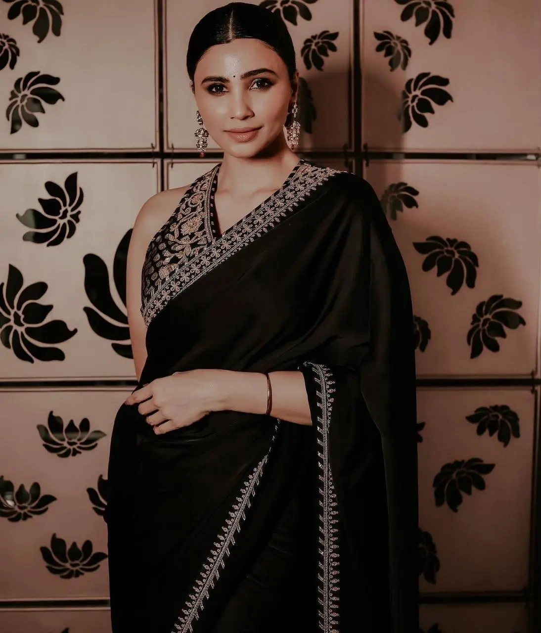 Elegant Black Satin Silk Sequence Work Saree with Unstitched Blouse Piece-KD463