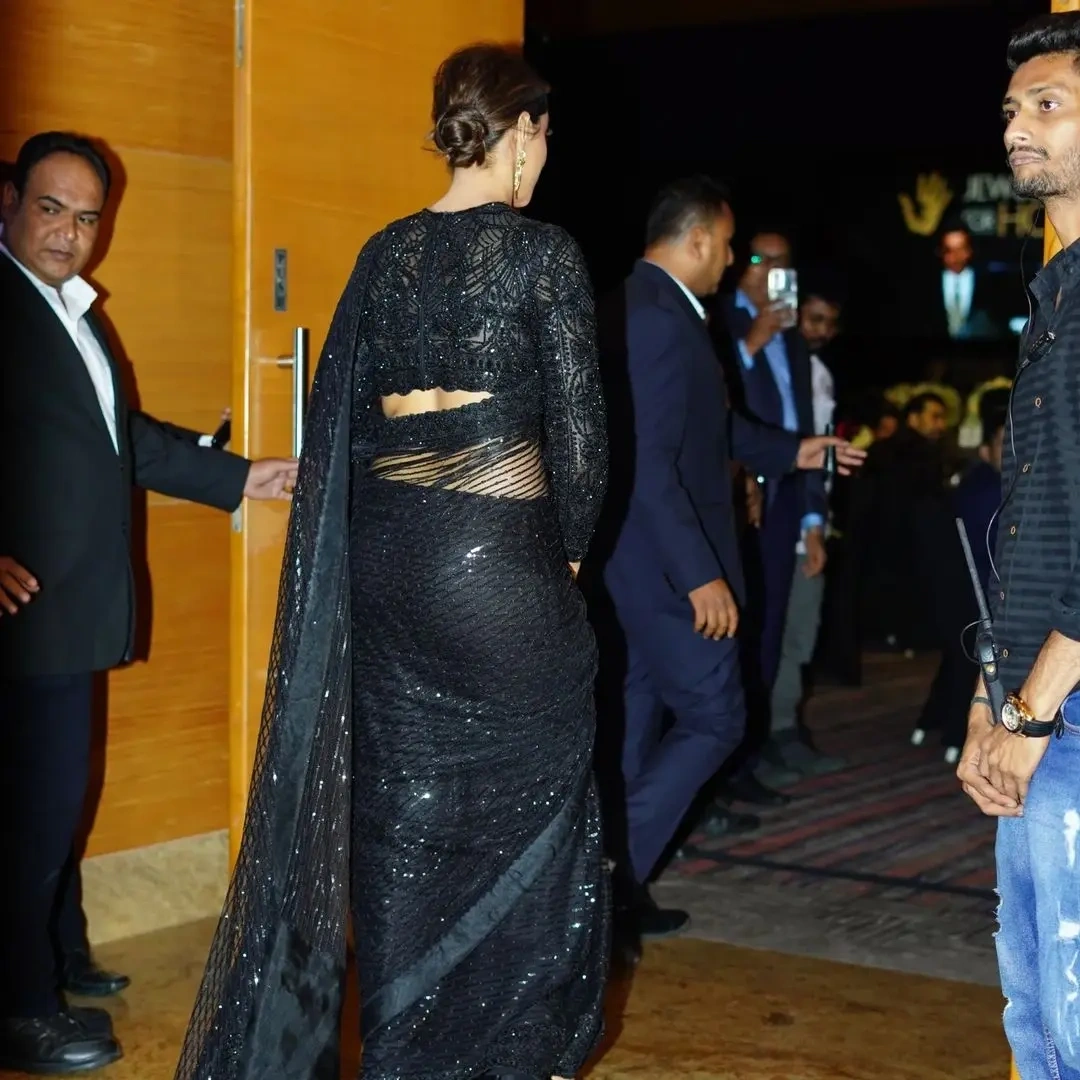 Deepika Padukone Black Nylon Butterfly Net Thread Work Saree-2