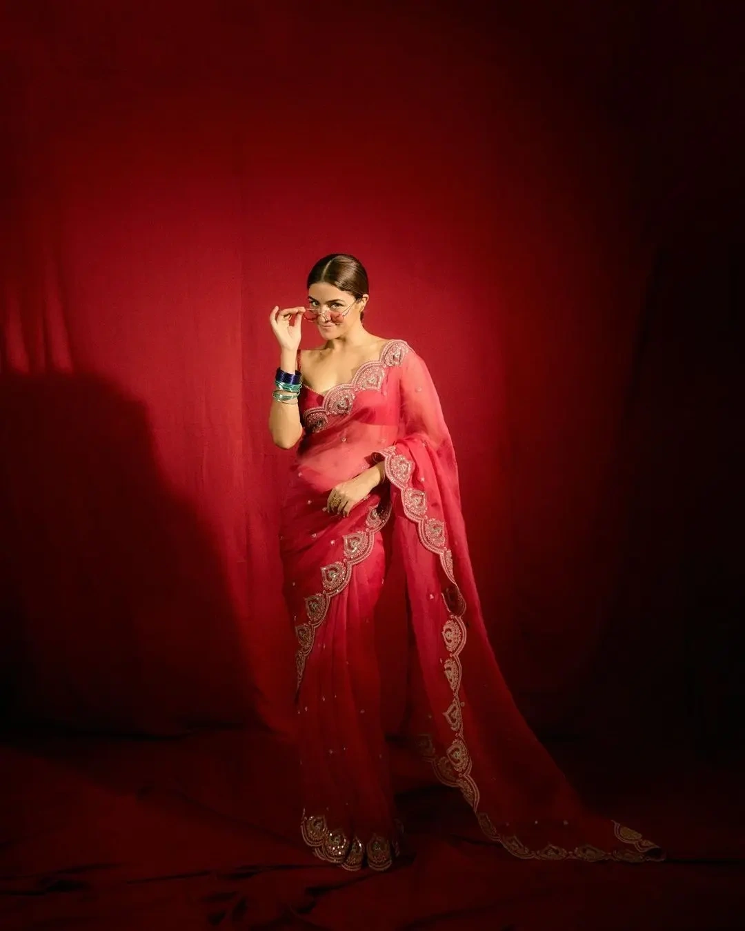 Wamiqa Gabbi's Dil Sukh Samila Gazal Red Rangoli Silk Saree Set-1